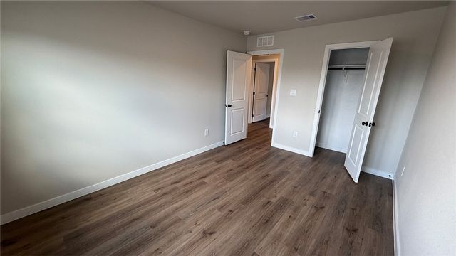 3545 Sepehr Lake Dr, Robstown, TX 78380