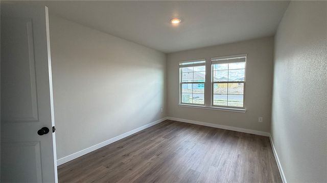 3545 Sepehr Lake Dr, Robstown, TX 78380