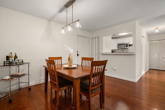 5050 Washington St 216, Boston, MA 02132