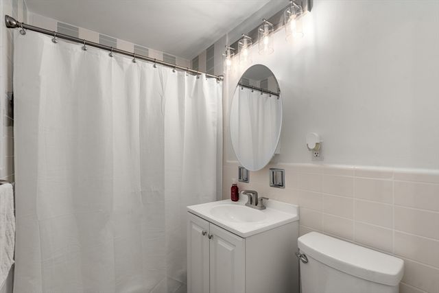 5050 Washington St 216, Boston, MA 02132