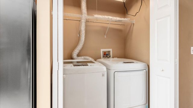 8406 Diversey Loop, Blacklick, OH 43004