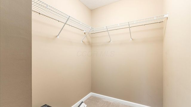 8406 Diversey Loop, Blacklick, OH 43004