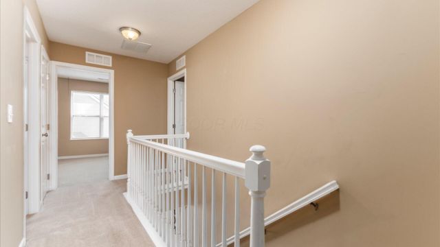 8406 Diversey Loop, Blacklick, OH 43004