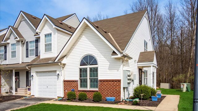 8406 Diversey Loop, Blacklick, OH 43004