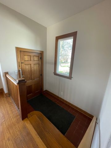 211 Waltham Street, Calumet City, IL 60409