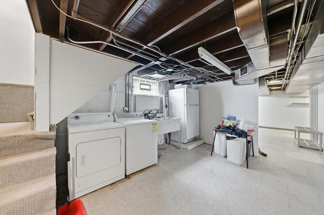 211 Waltham Street, Calumet City, IL 60409