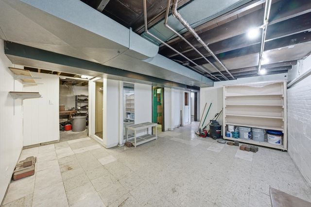 211 Waltham Street, Calumet City, IL 60409