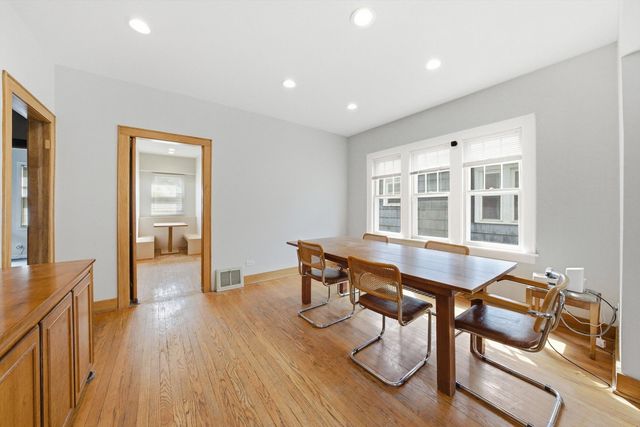 211 Waltham Street, Calumet City, IL 60409