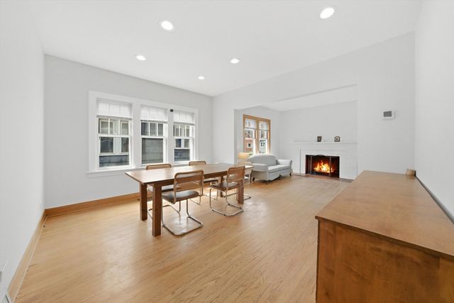 211 Waltham Street, Calumet City, IL 60409