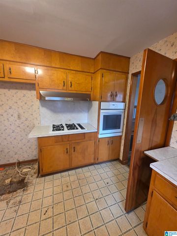 204 NOLIA STREET, Midfield, AL 35228