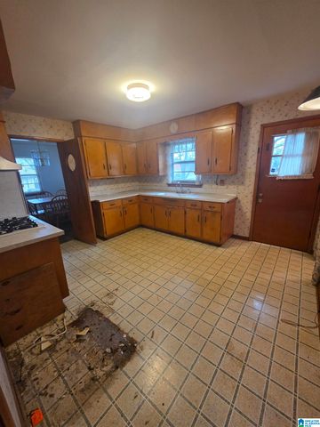 204 NOLIA STREET, Midfield, AL 35228