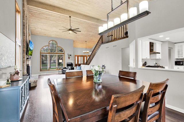 S79W19225 River Oaks COURT, Muskego, WI 53150