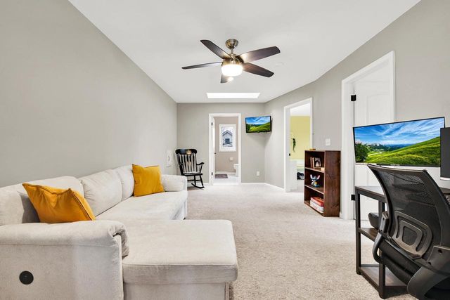 S79W19225 River Oaks COURT, Muskego, WI 53150