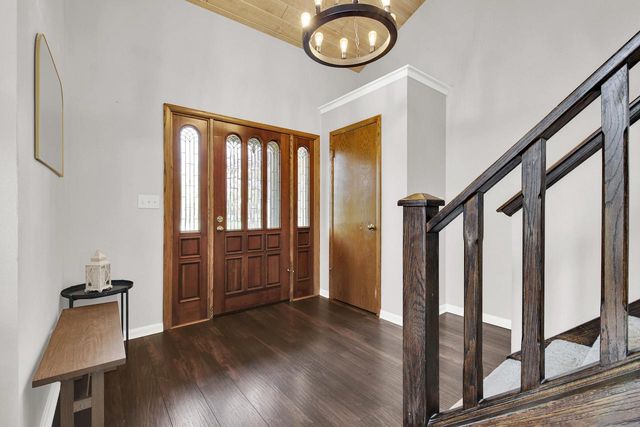 S79W19225 River Oaks COURT, Muskego, WI 53150