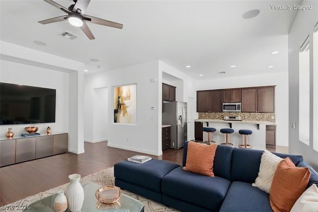 6533 Ditmars Street, Las Vegas, NV 89166