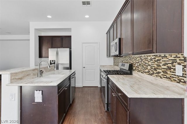 6533 Ditmars Street, Las Vegas, NV 89166