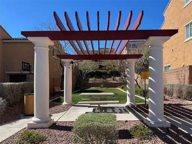 6533 Ditmars Street, Las Vegas, NV 89166