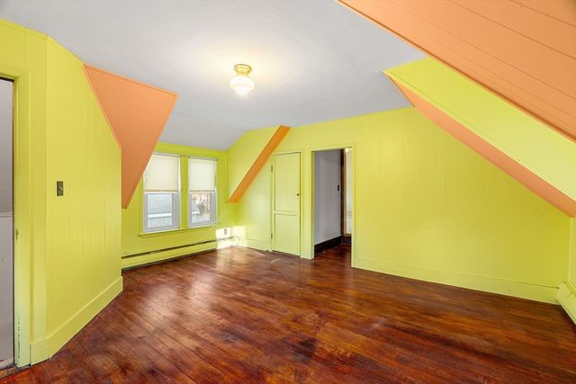 41 Agawam Ave, Haverhill, MA 01835