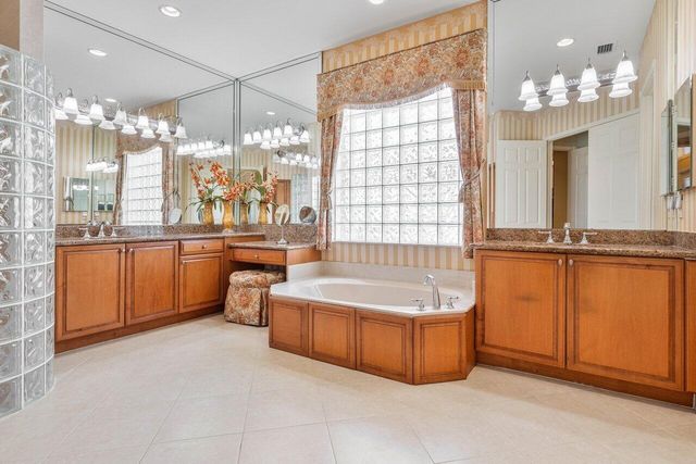 6558 Sand City Way, Delray Beach, FL 33446