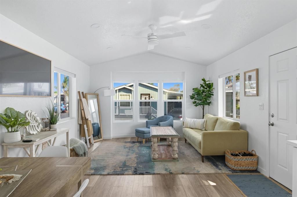 6550 Ponto Drive 14, Carlsbad, CA 92011 — exterior