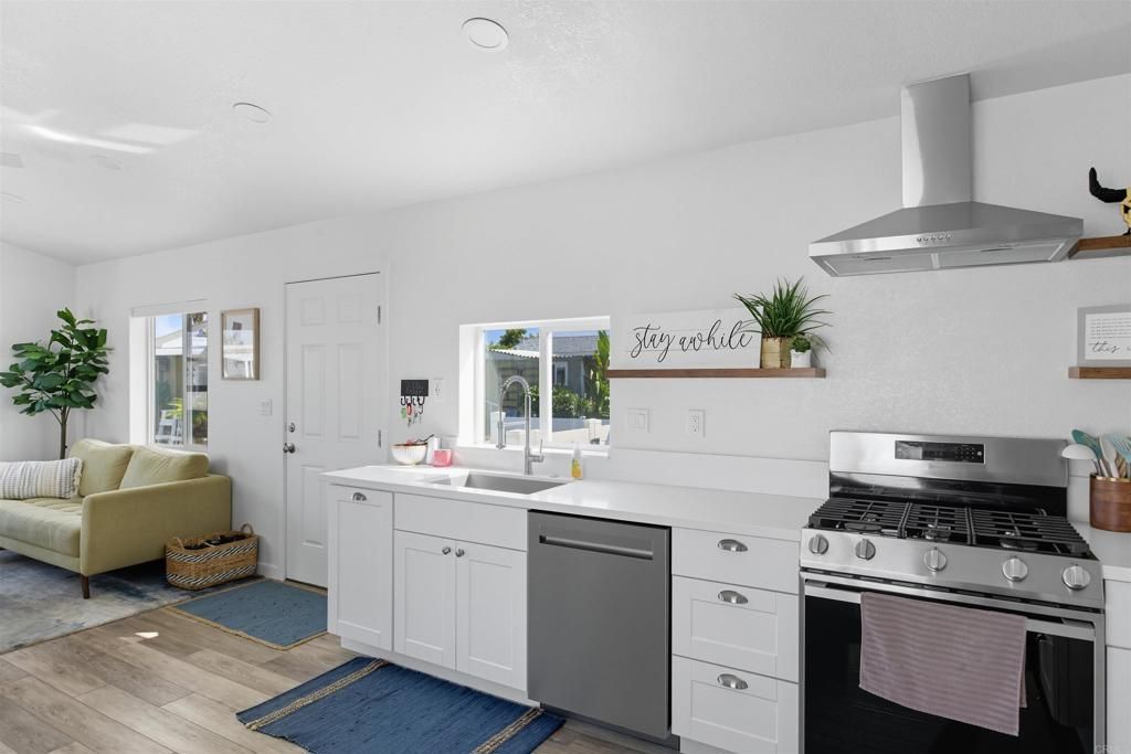 6550 Ponto Drive 14, Carlsbad, CA 92011 — photo 2