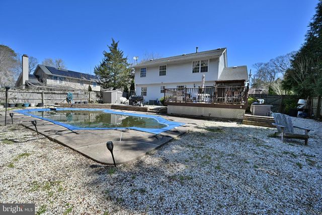 71 CEDARBROOK LN, Tuckerton, NJ 08087