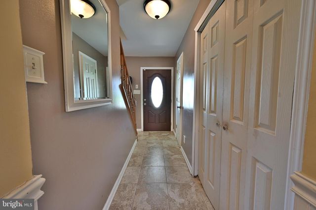 71 CEDARBROOK LN, Tuckerton, NJ 08087