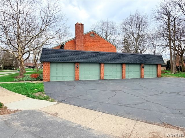 58 Kenton Place, Hamburg, NY 14075