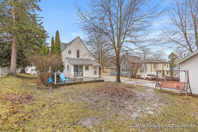 442 E Jones Street, Ionia, MI 48846