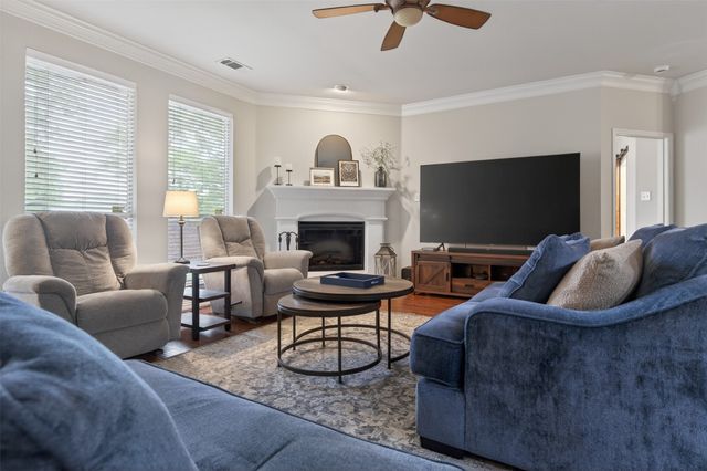1240 Sweetwater Drive, Burleson, TX 76028