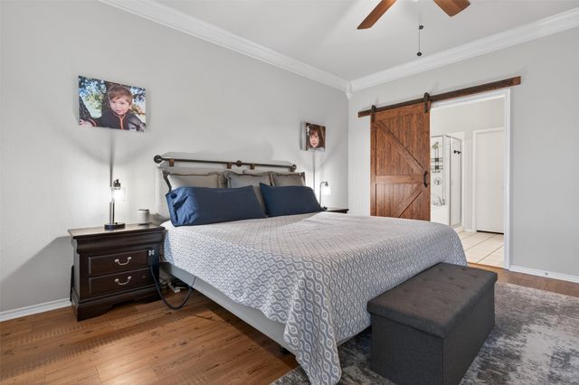 1240 Sweetwater Drive, Burleson, TX 76028