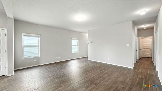 2513 Marty Way, Seguin, TX 78155