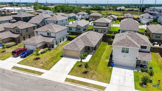 2513 Marty Way, Seguin, TX 78155