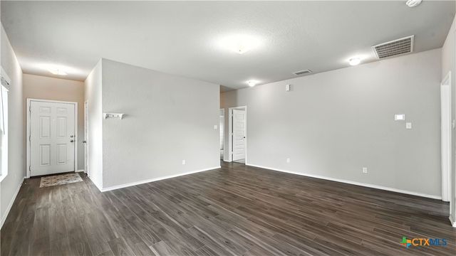 2513 Marty Way, Seguin, TX 78155