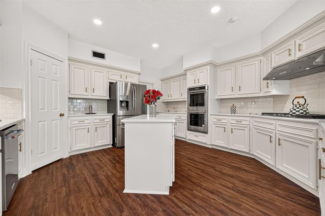 3403 Driftwood Court, Sugar Land, TX 77478