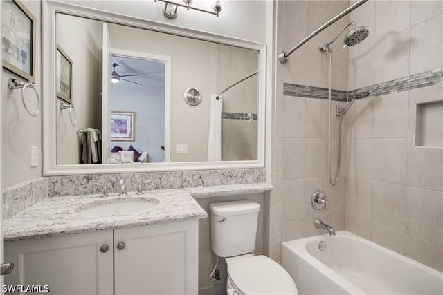 28713 Montecristo LOOP, Bonita Springs, FL 34135