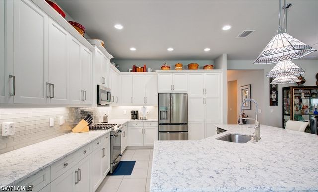 28713 Montecristo LOOP, Bonita Springs, FL 34135