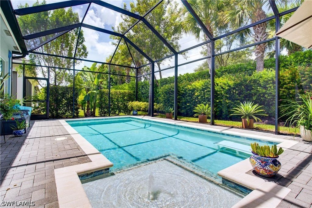 28713 Montecristo LOOP, Bonita Springs, FL 34135