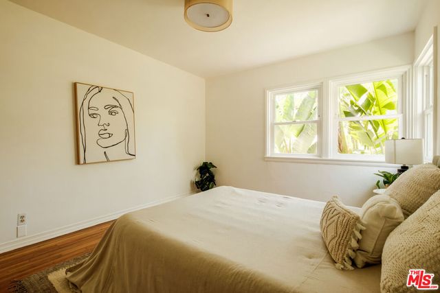 239 W Fairview Boulevard, Inglewood, CA 90302