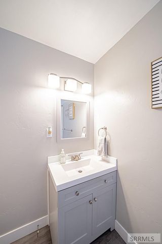 490 Highland Drive, Idaho Falls, ID 83202