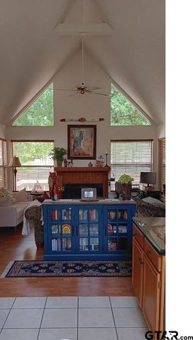 275 Wildwood Trail, Holly Lake Ranch, TX 75765