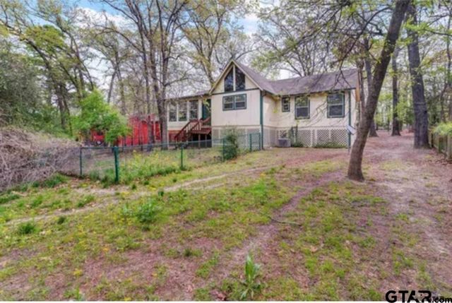 275 Wildwood Trail, Holly Lake Ranch, TX 75765