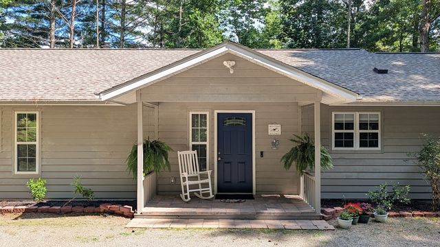 5302 Summerwood Lane, Young Harris, GA 30582