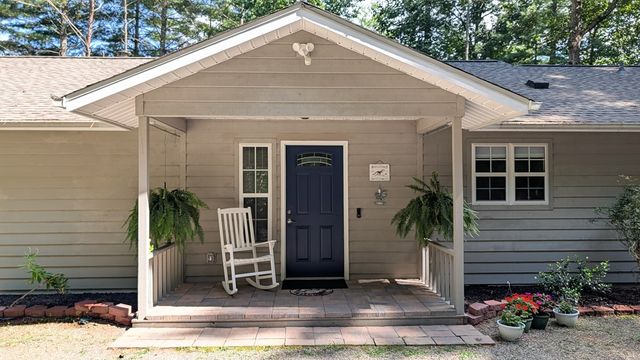 5302 Summerwood Lane, Young Harris, GA 30582