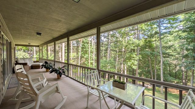 5302 Summerwood Lane, Young Harris, GA 30582