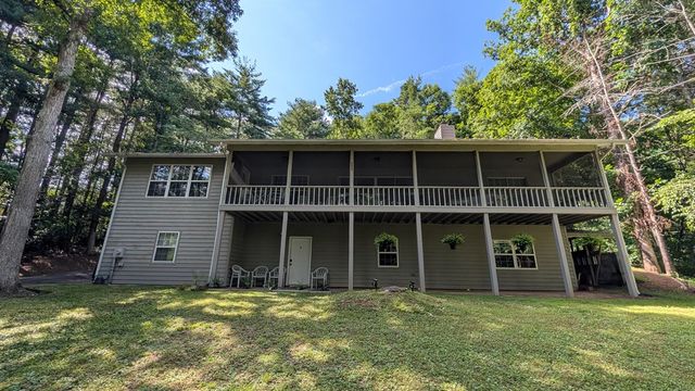 5302 Summerwood Lane, Young Harris, GA 30582