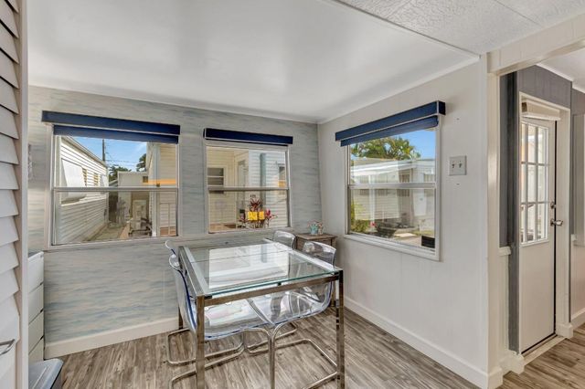 18 Juniper Drive J, Briny Breezes, FL 33435