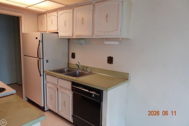 24459 QUAD PARK Lane, Clinton Twp, MI 48035