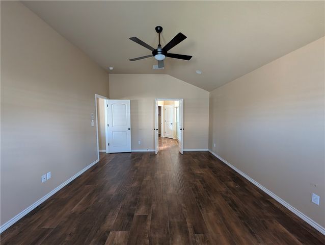 7413 Long S Dr, Corpus Christi, TX 78414