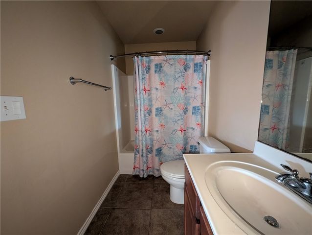 7413 Long S Dr, Corpus Christi, TX 78414